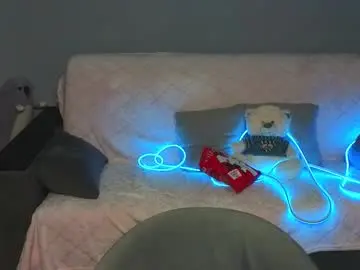 Mellhyees  live sex cam