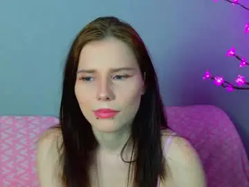 Mellhyees  live sex cam