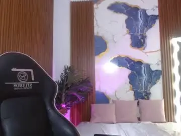 Nahyara_tay  live sex cam