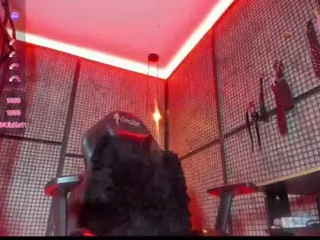 Nailahard  live sex cam