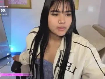 Paulette_v  live sex cam