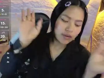 Paulette_v  live sex cam