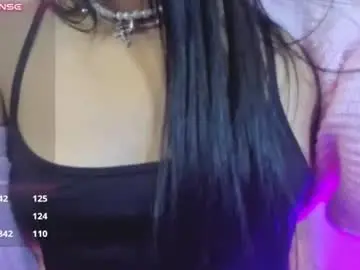 Paulette_v  live sex cam