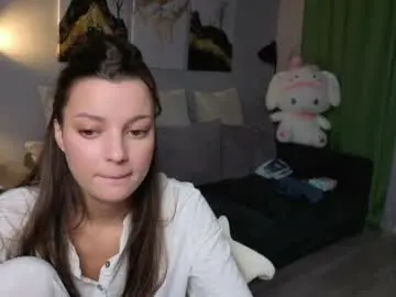 Rainevi  live sex cam