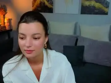 Rainevi  live sex cam