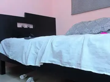 Rubi_scarlet  live sex cam