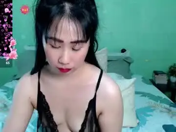 Slutty_asian  live sex cam