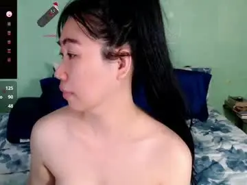 Slutty_asian  live sex cam