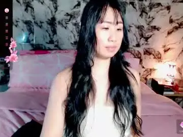 Slutty_asian  live sex cam