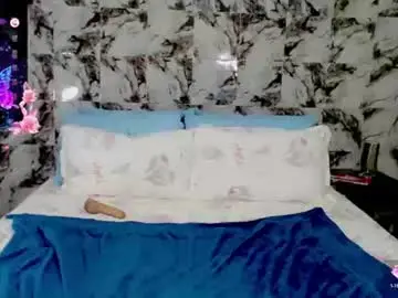 Slutty_asian  live sex cam