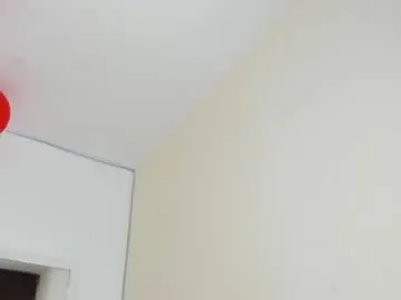 Alishoward3  live sex cam