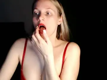 Chanti_lovee  live sex cam