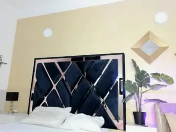 Evelyn__rose1  live sex cam