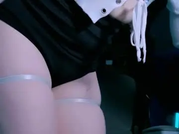 Marty_bree  live sex cam