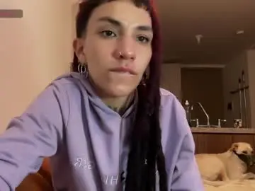 Niahhierodula  live sex cam