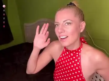 Overshinee  live sex cam