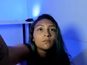 Samikiuler_s  live sex cam