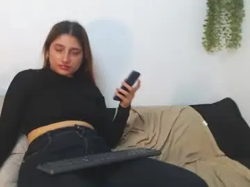 Scarlet_100  live sex cam