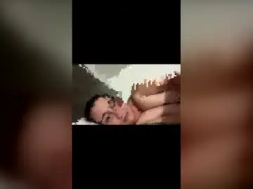 Thickynikki2  live sex cam