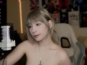 Traharaaa  live sex cam