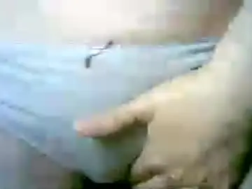 Whiteapsara  live sex cam