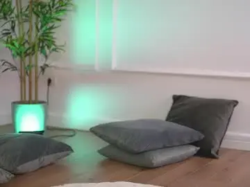 Alexxiskye  live sex cam