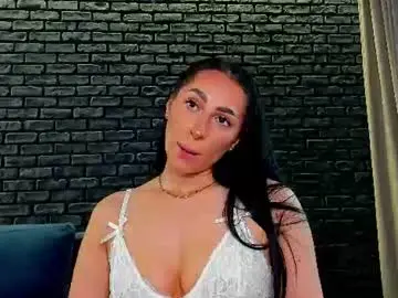 Avalyynn  live sex cam