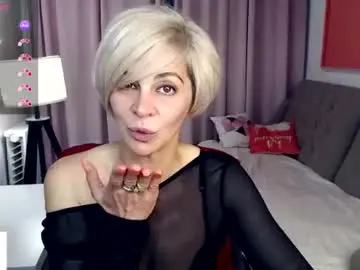 Blondemommy_77  live sex cam