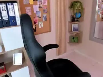 Emma_rules99  live sex cam