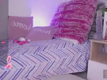 Hade_collinss  live sex cam