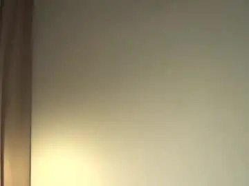 Happynewdear  live sex cam