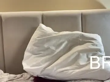 Mariameella  live sex cam