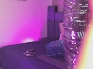 Nickyy_lust  live sex cam