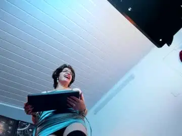 Samantha_mature56  live sex cam