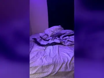 Bambii122  live sex cam