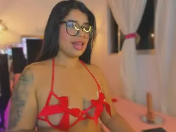 Cassiestevenss  live sex cam