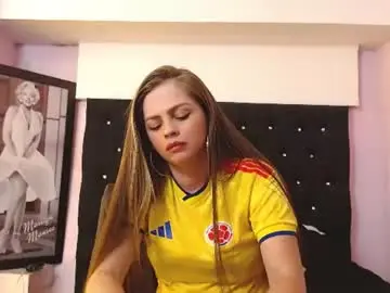 Kittybonx  live sex cam