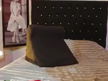 Kittybonx  live sex cam
