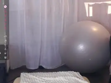 Liazipp  live sex cam