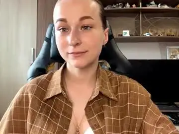 Marlenahuit  live sex cam