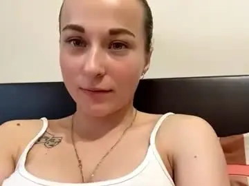 Marlenahuit  live sex cam