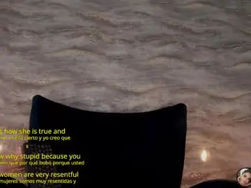 Mia_luxor  live sex cam