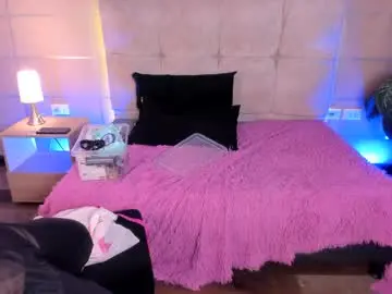 Michonne_09  live sex cam