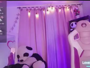 Nikerly_hot  live sex cam