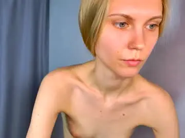 Phoebepa  live sex cam