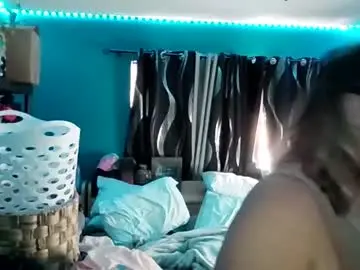 Sexynikki6969_  live sex cam
