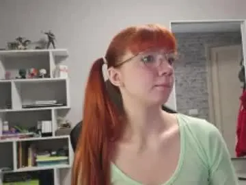 Supersunnyshy  live sex cam