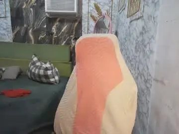 Urasian_cherrymae  live sex cam