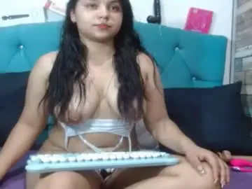 Yesamin_stone18  live sex cam