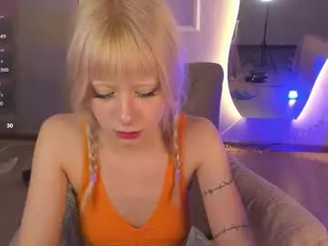 _yolandi__  live sex cam